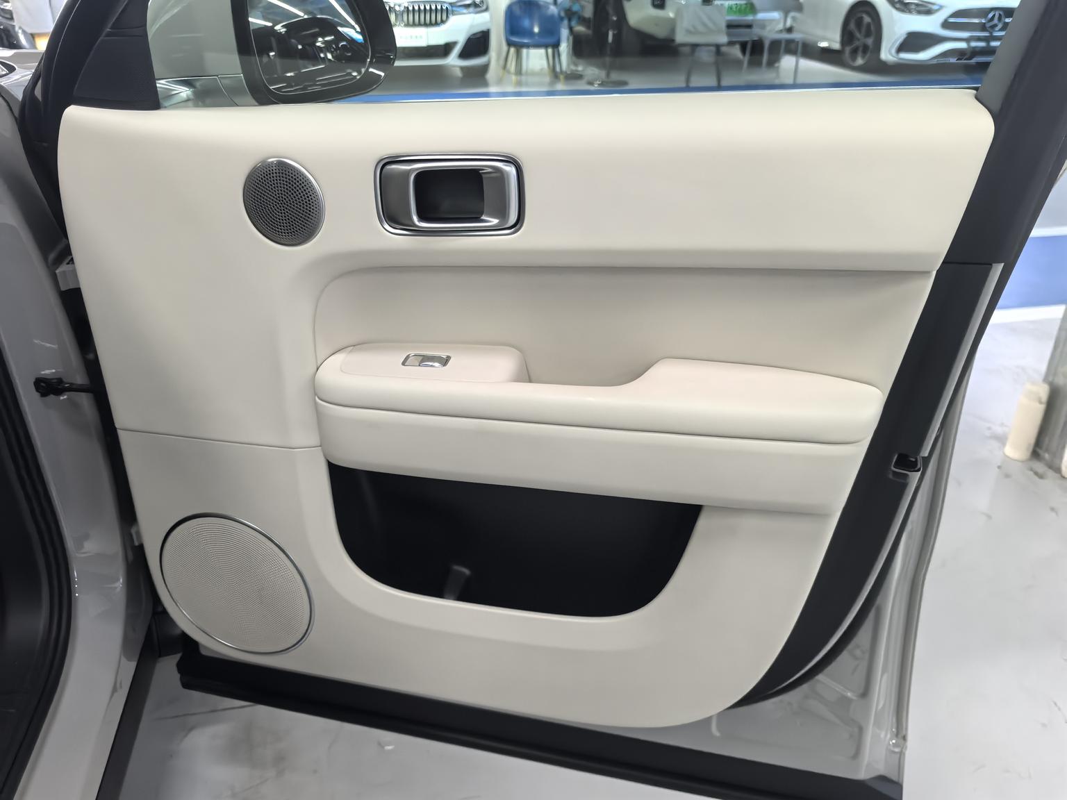 Li Auto L6 2024 Max Edition SG00051