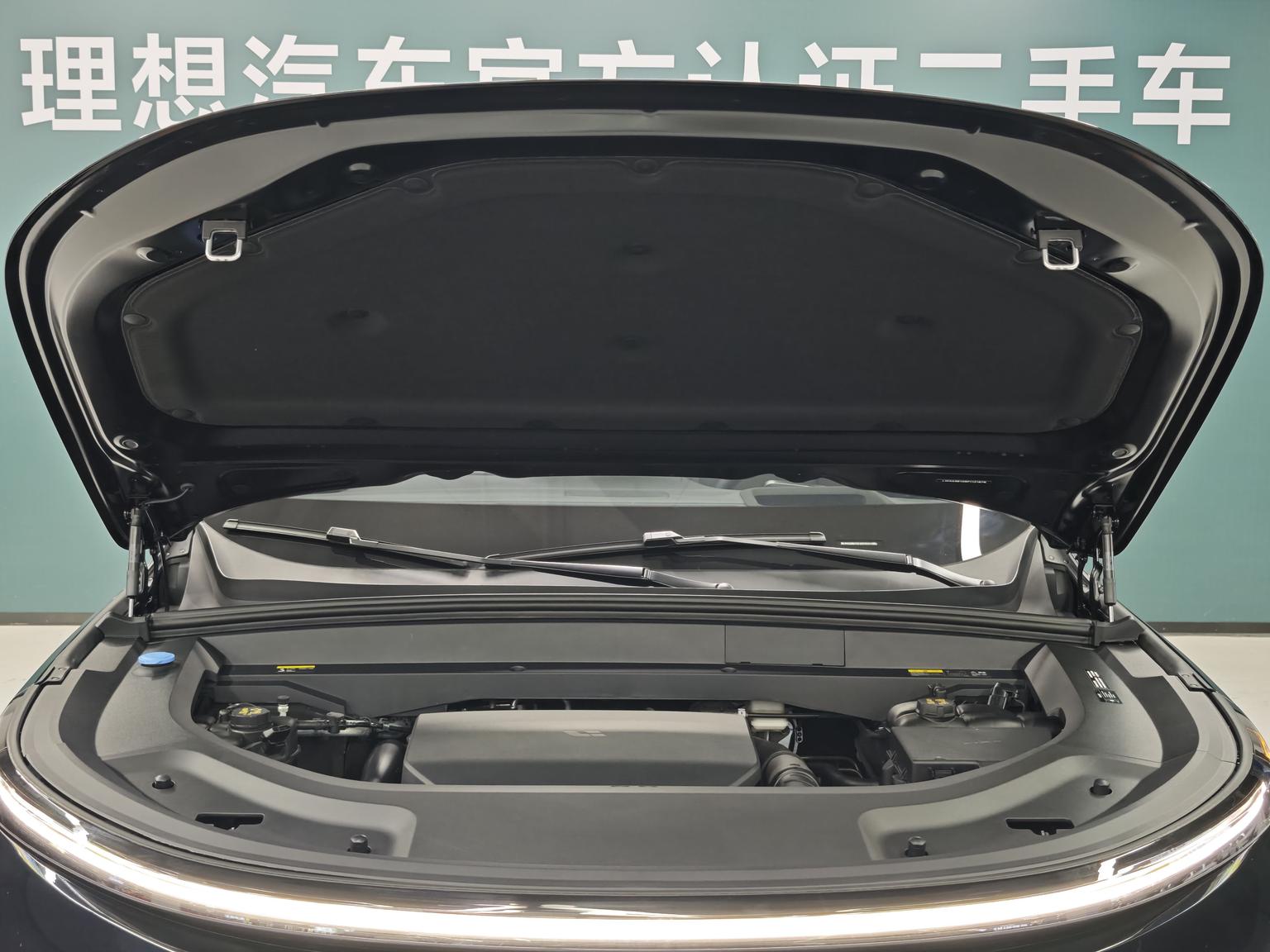 Li Auto L9 2022 Max Edition SG00053